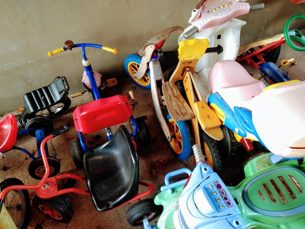 Ow Wilk - Pokoje I Domki Z Aneksami Kuchennymi, Parking, Plac Zabaw Łeba Exteriör bild